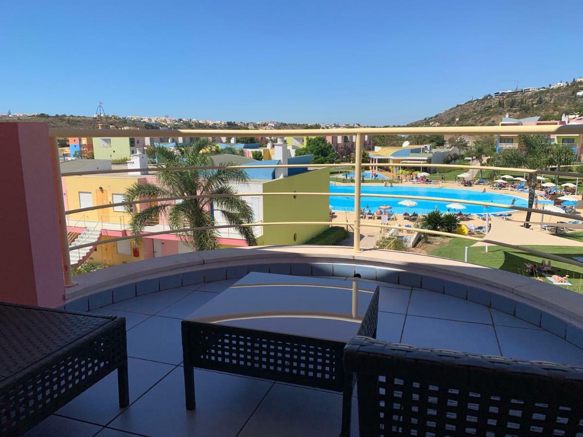 Appartement Penthouse 160sqm Wide Terraces Pool View & Private Hot Tub & Parking Albufeira