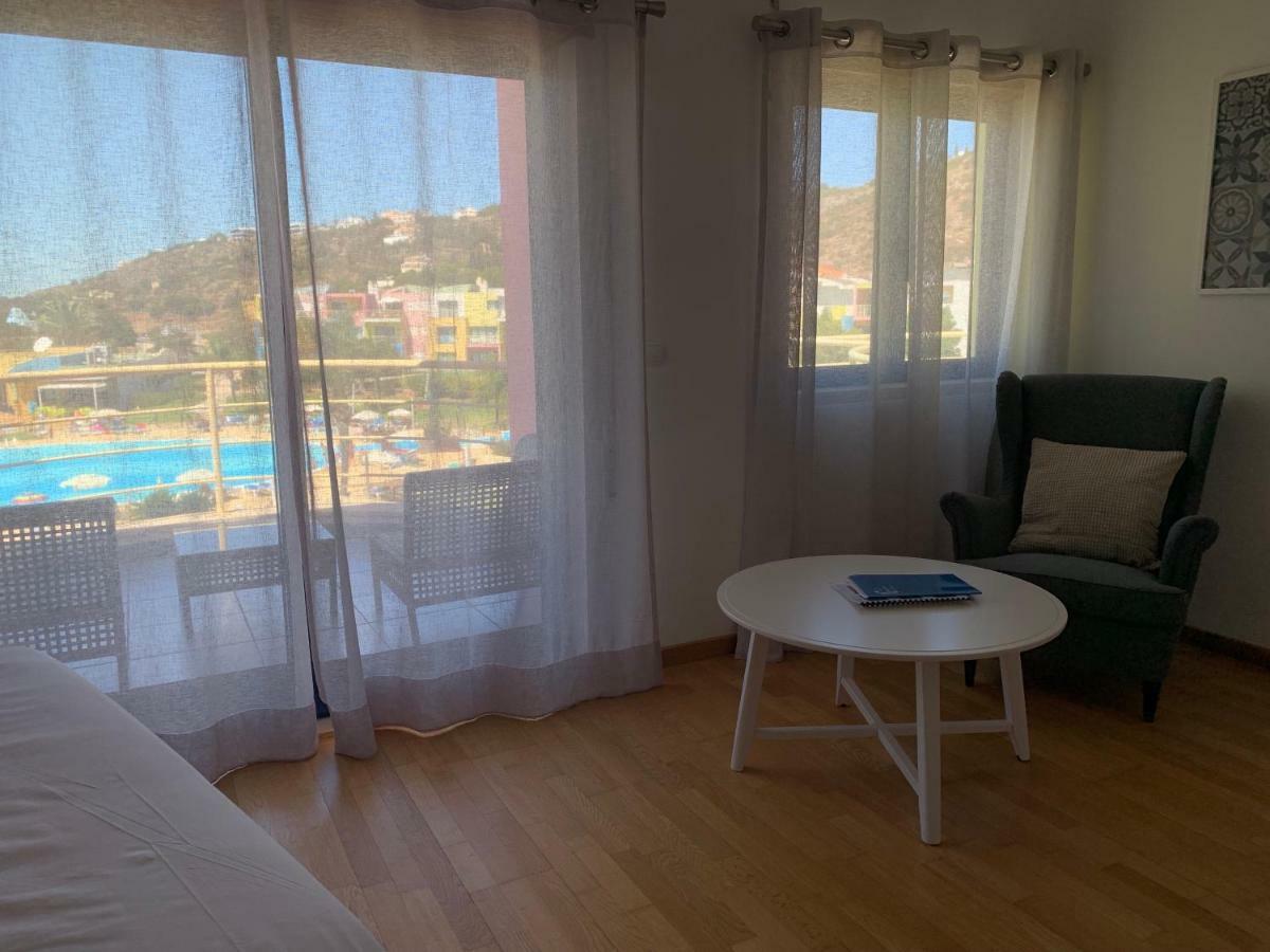 Penthouse 160sqm Wide Terraces Pool View & Private Hot Tub & Parking Appartement Albufeira