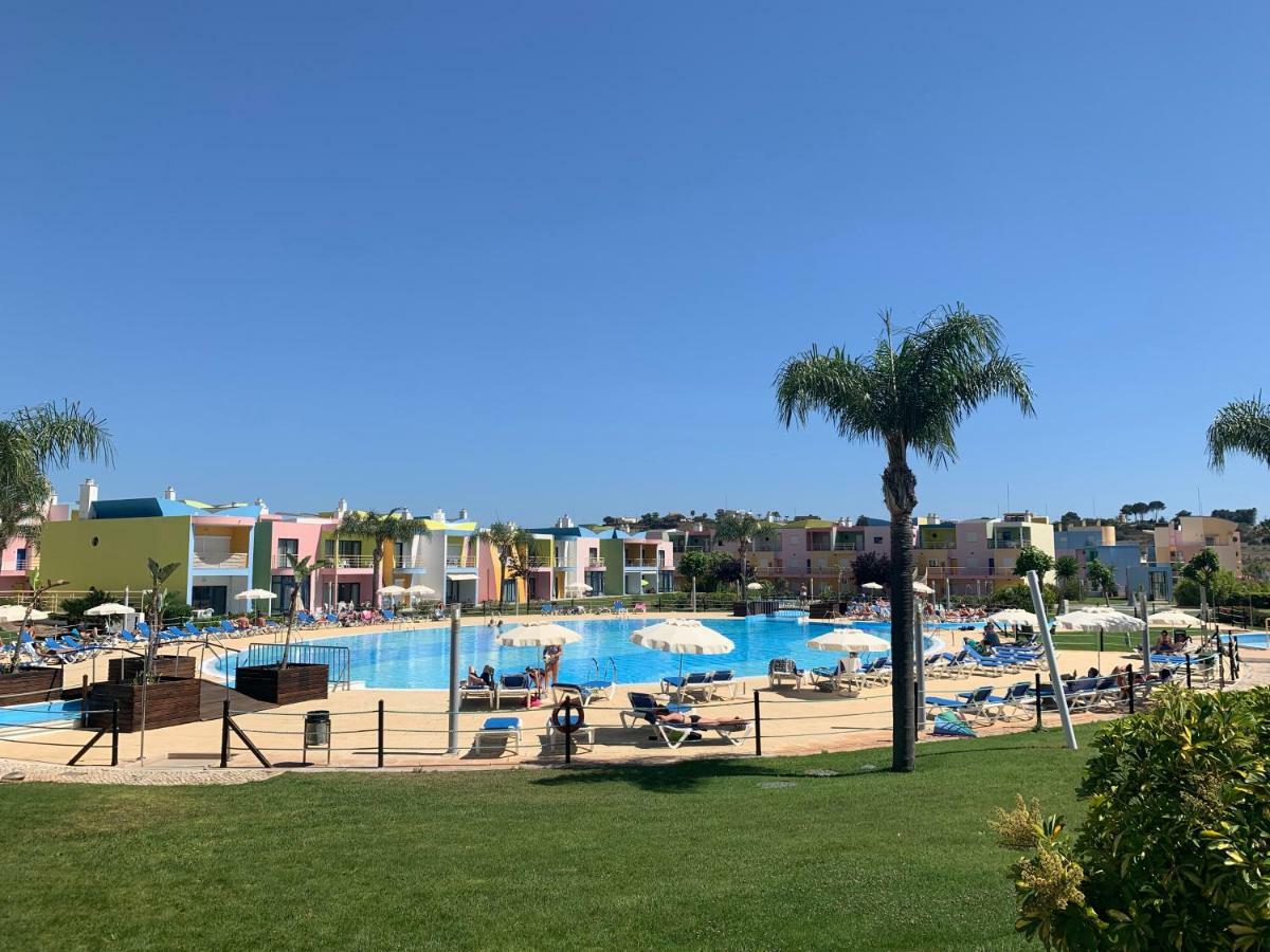 Appartement Penthouse 160sqm Wide Terraces Pool View & Private Hot Tub & Parking Albufeira