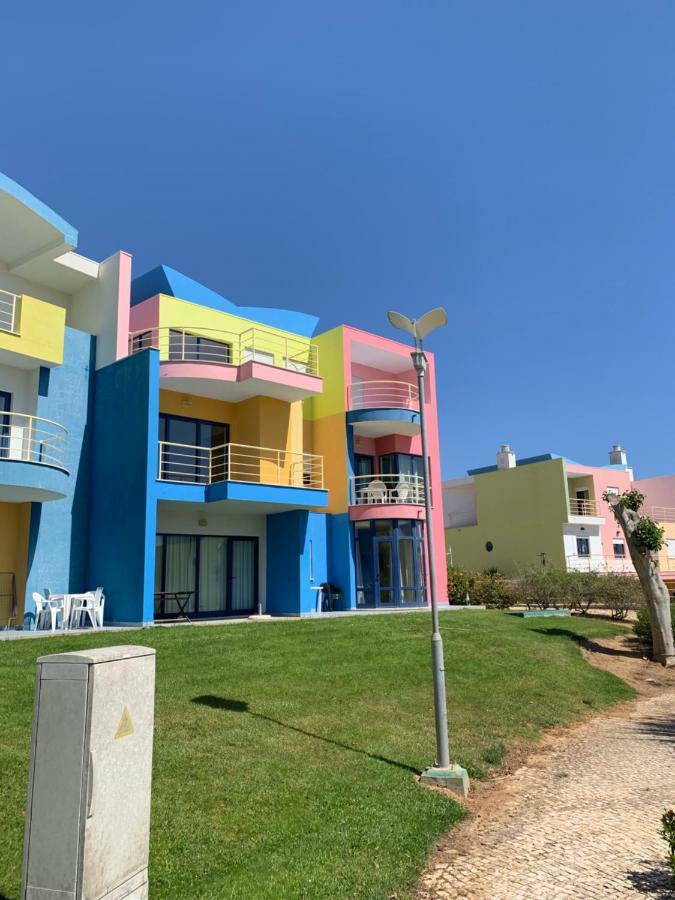 Penthouse 160sqm Wide Terraces Pool View & Private Hot Tub & Parking Apartment Albufeira
